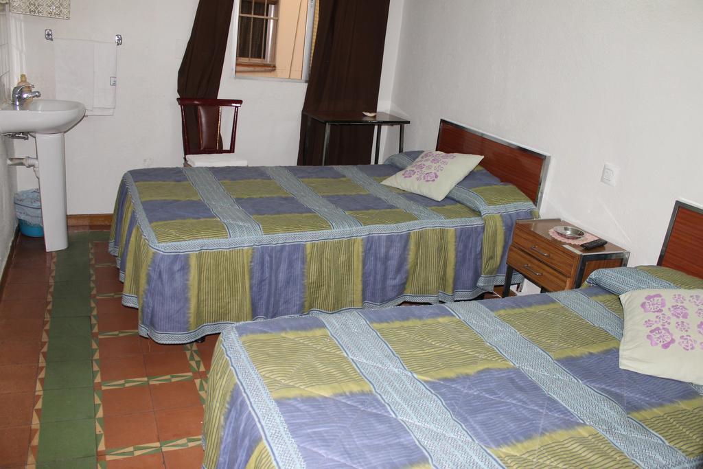 Hostal Xucar Madrid Bilik gambar